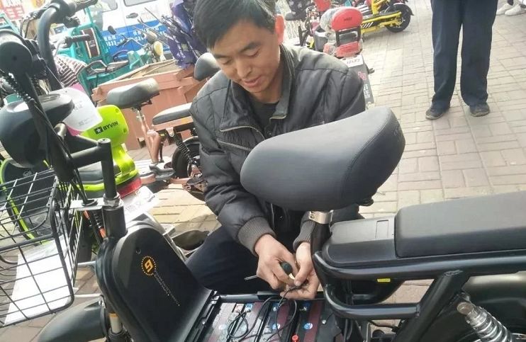 电池1